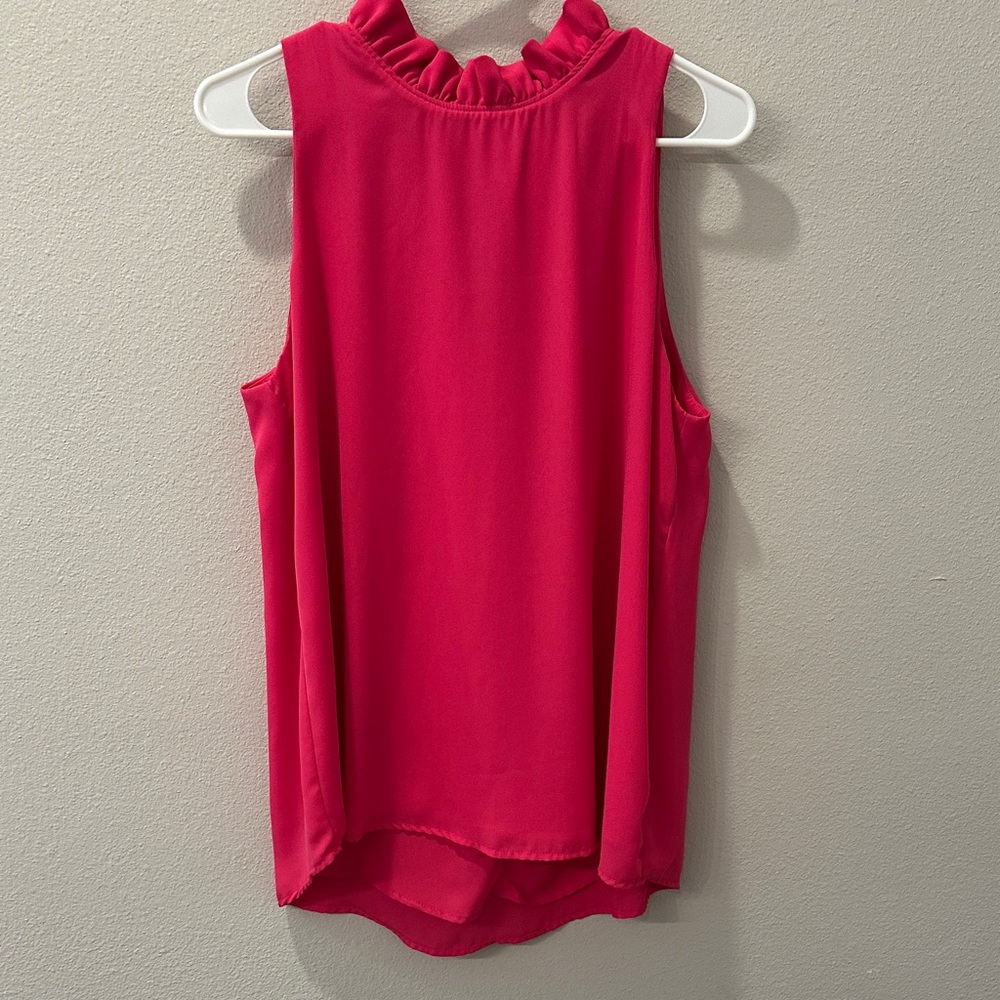 Gibson Pink Ruffled Sleeveless Blouse
